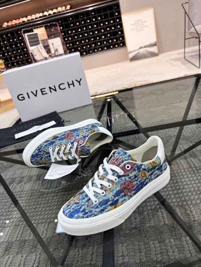 Givenchy Sneakers